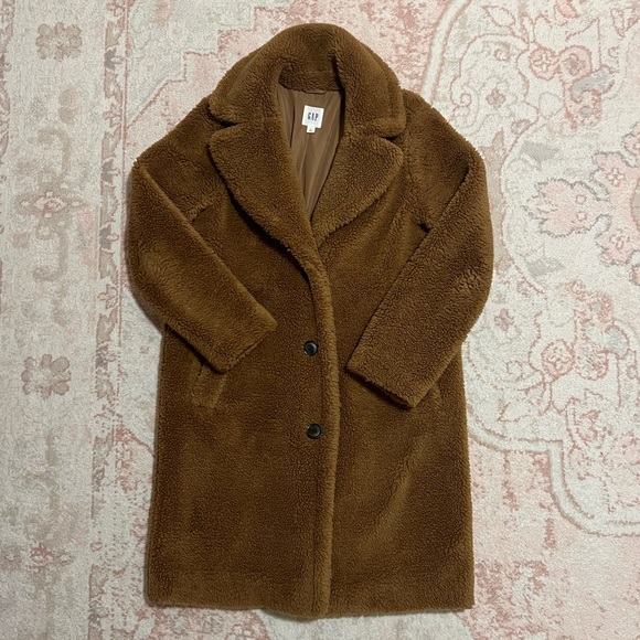 GAP Jackets & Blazers - GAP Sherpa Coat 🤎